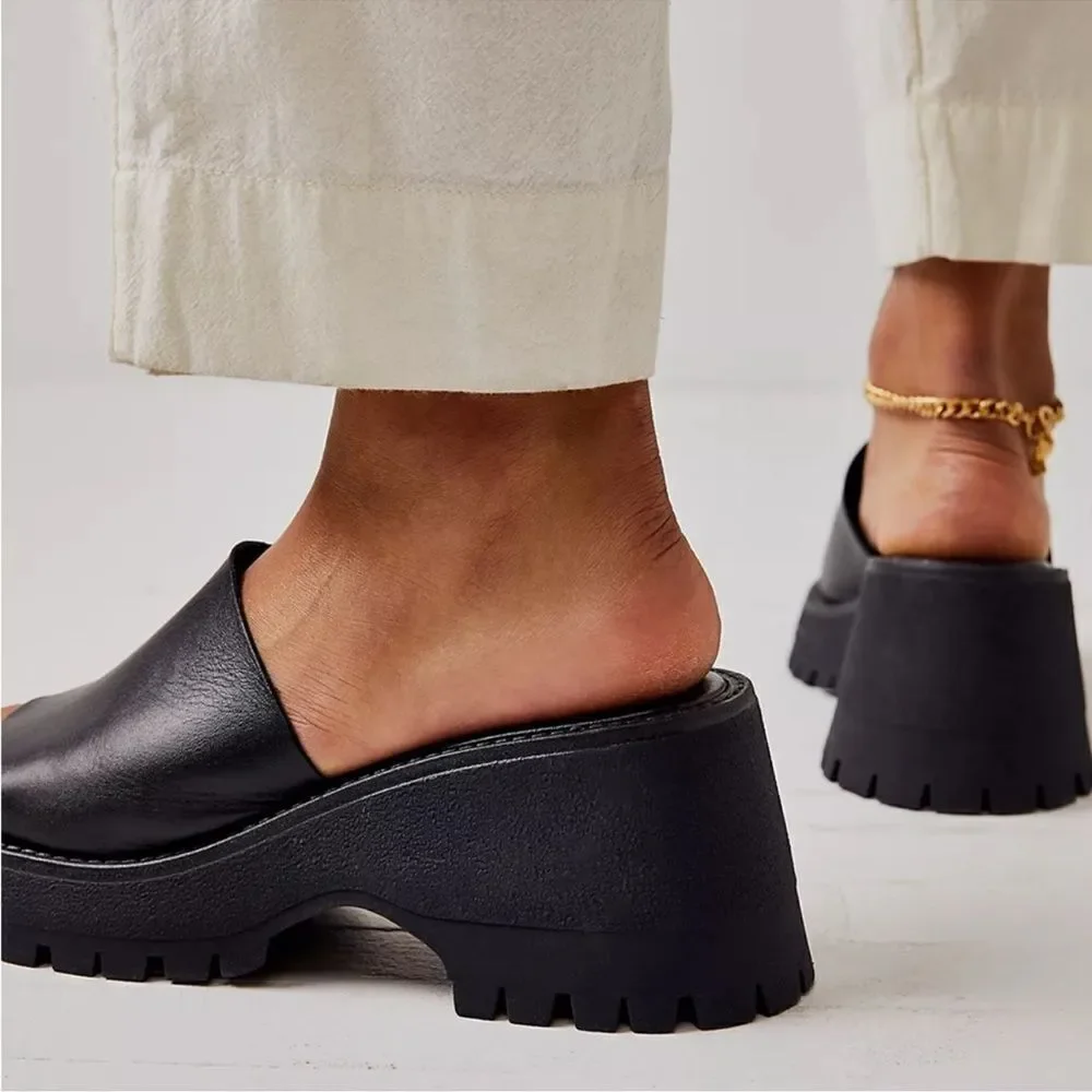 NEW Free People Winona Wedge Sz 40 / 10